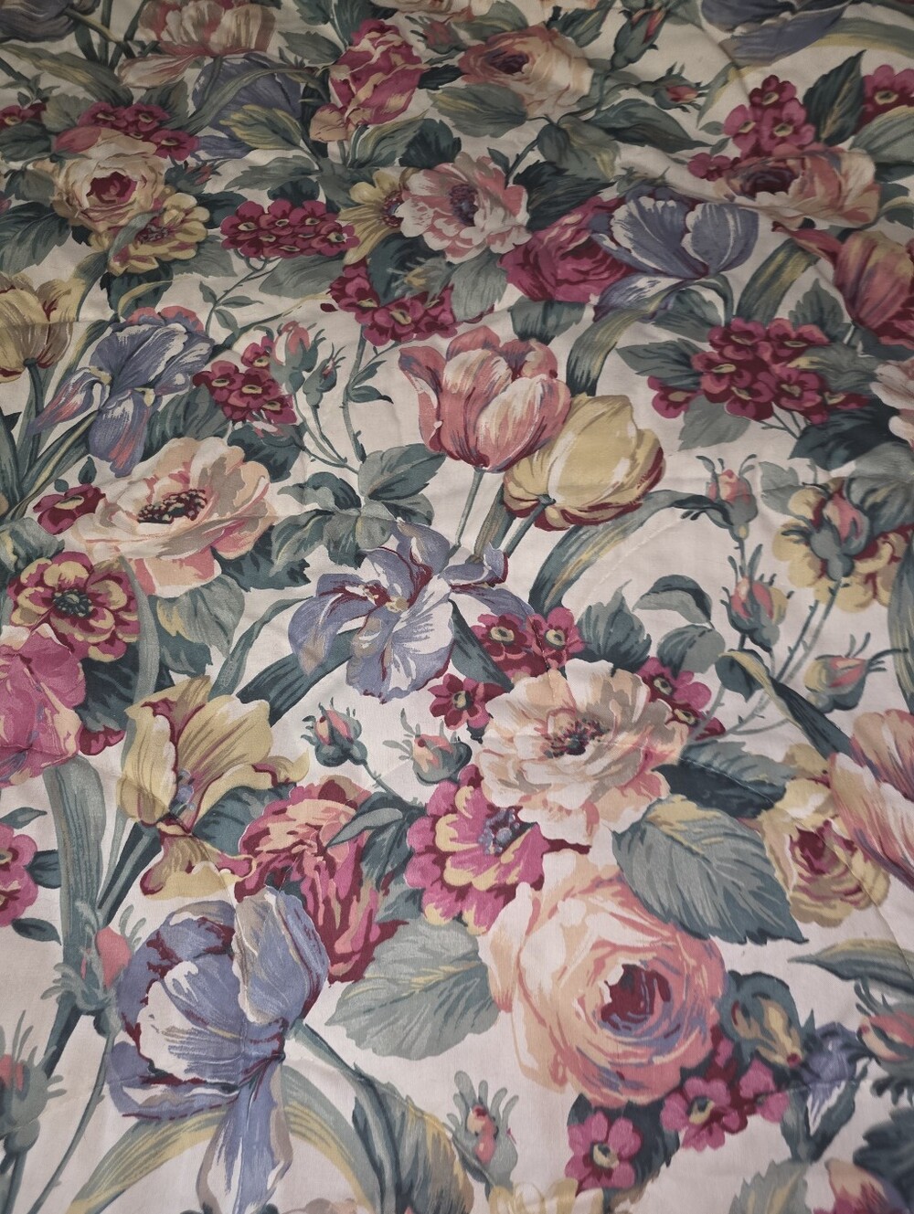 Vintage 1980s French Cottage Quilted Floral Bedspread Comforter